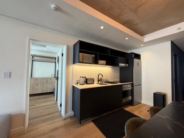 2 Bedroom Property for Sale in Sea Point Western Cape